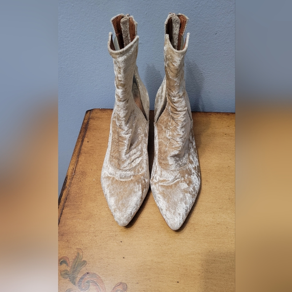Jeffrey Campbell Velvet Cream Heeled Boots - Free People